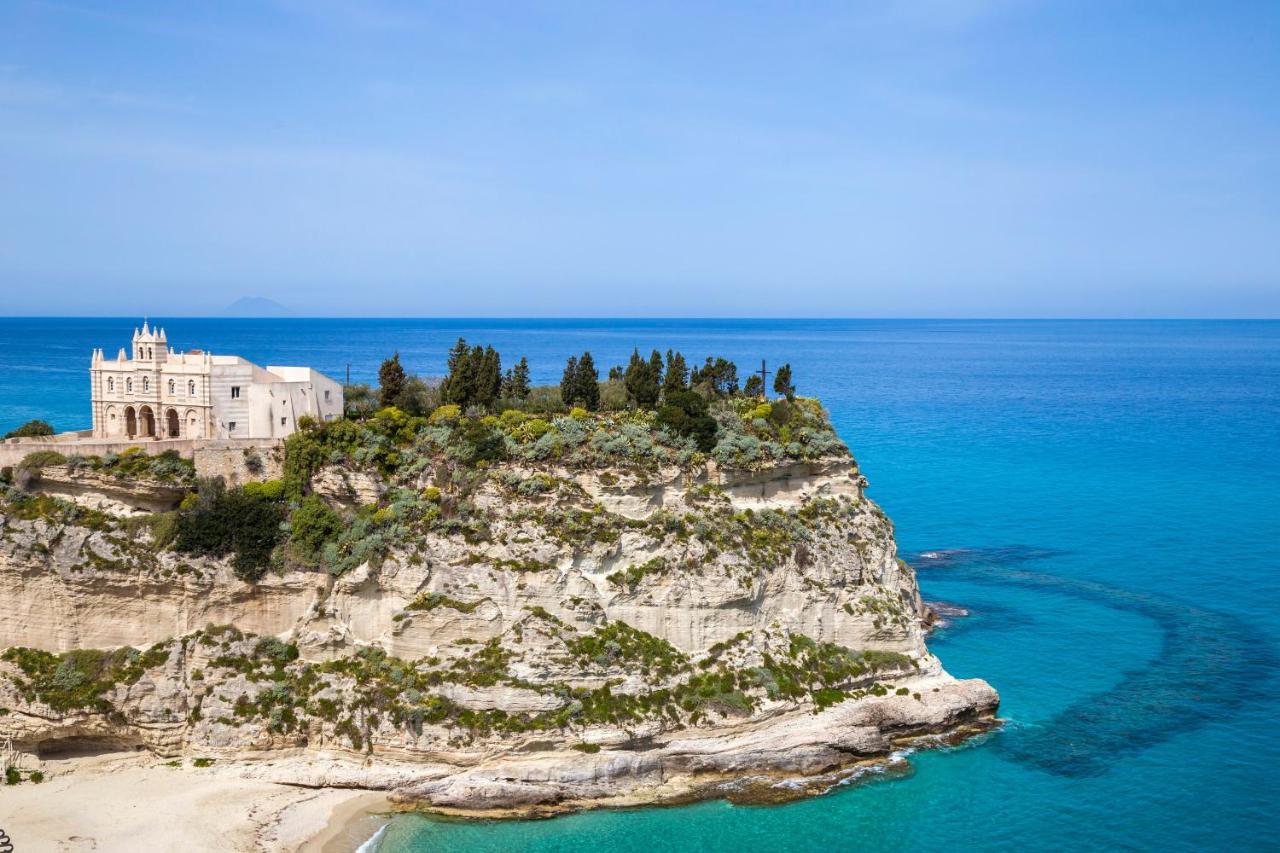 Suites Pastis Tropea - Boutique B&B By Kalavria Holidays Exterior photo